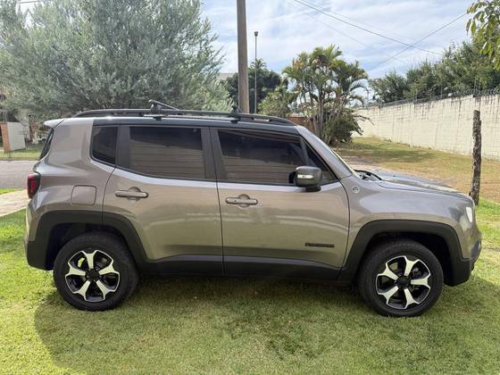 JEEP RENEGADE 2.0 16V TURBO DIESEL TRAILHAWK 4P 4X4 AUTOMÁTICO JEEP RENEGADE 2.0 16V TURBO DIESEL TRAILHAWK 4P 4X4 AUTOMÁTICO